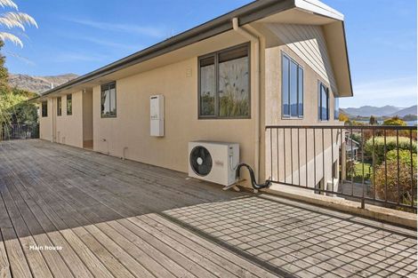 Photo of property in 88 Roche Street, Wanaka, 9305