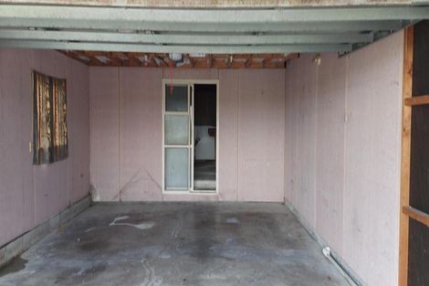 Photo of property in 129 Mcleod Road, Te Atatu South, Auckland, 0610