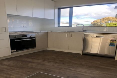 Photo of property in 3/124 Britomart Street, Berhampore, Wellington, 6023