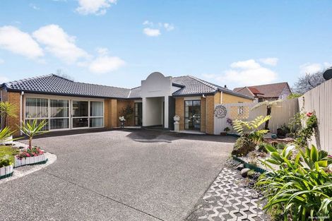 Photo of property in 237 Kilkenny Drive, East Tamaki Heights, Auckland, 2016