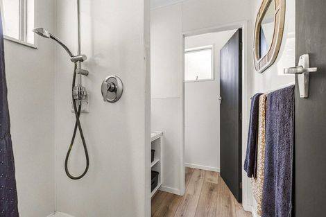 Photo of property in 49 Cluny Road, Plimmerton, Porirua, 5026