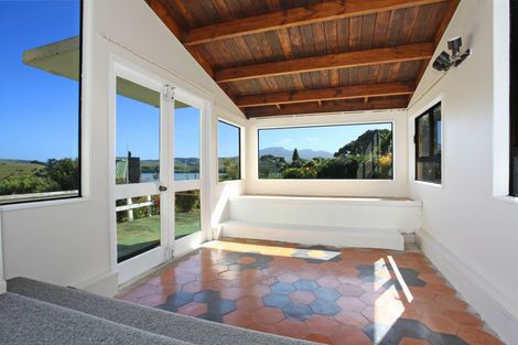 Photo of property in 23 Point Street, Raglan, 3225