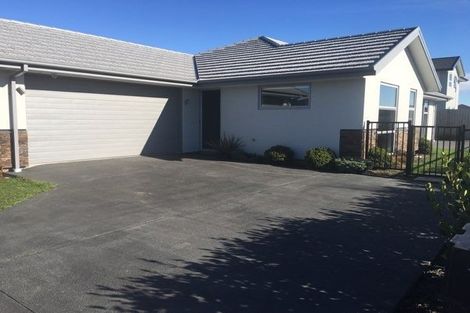 Photo of property in 4 Robalan Close, Halswell, Christchurch, 8025