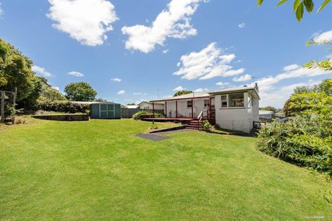 Photo of property in 13 Tracey Terrace, Te Atatu South, Auckland, 0602