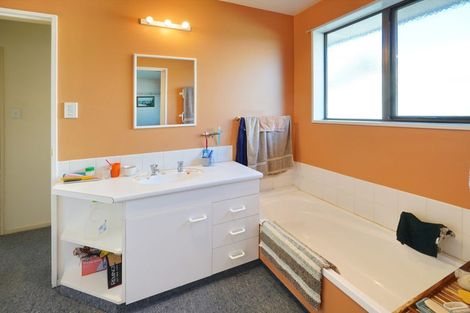 Photo of property in 14 Hewitts Road, Woodend, 7610