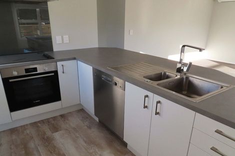 Photo of property in 15 Molesworth Street, Taita, Lower Hutt, 5011