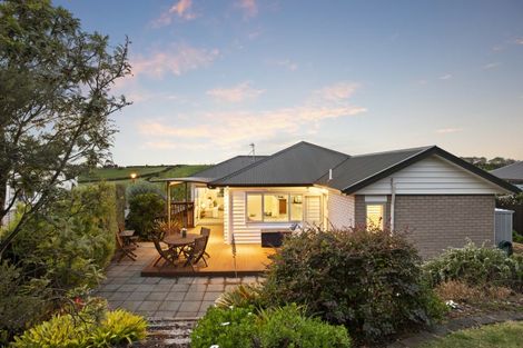 Photo of property in 121 Isabella Drive, Pukekohe, 2120