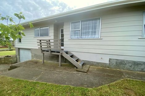 Photo of property in 6 Yates Street, Otaki Beach, Otaki, 5512