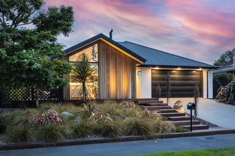 Photo of property in 22 Muir Avenue, Halswell, Christchurch, 8025