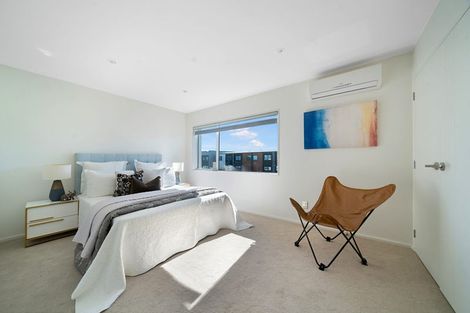 Photo of property in 81 Bordeaux Parade, Te Atatu South, Auckland, 0610