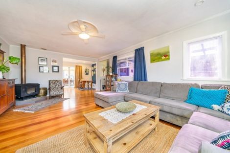 Photo of property in 6 Riverbank Street, Ebdentown, Upper Hutt, 5018