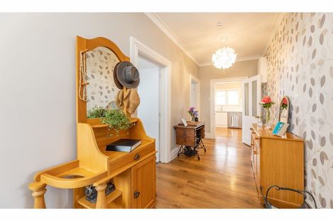 Photo of property in 282 Wainoni Road, Avondale, Christchurch, 8061