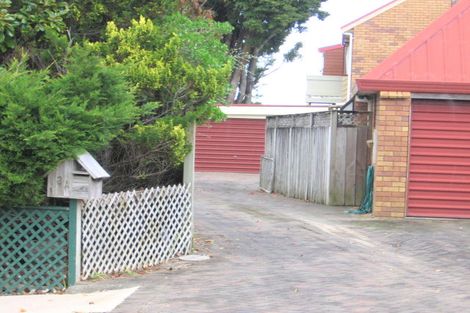 Photo of property in 3a Spruce Place, Totara Heights, Auckland, 2105