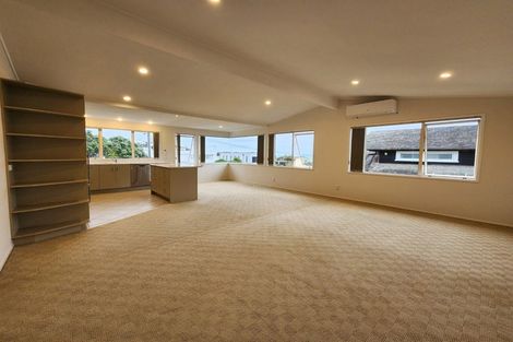 Photo of property in 1/23 Sanders Avenue, Takapuna, Auckland, 0622