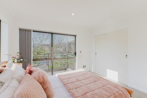 Photo of property in 42 Waterstone Avenue, Paraparaumu, 5032