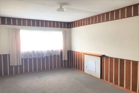 Photo of property in 17 Aotea Street, Castlecliff, Whanganui, 4501