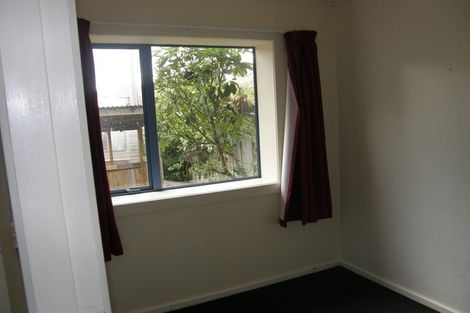 Photo of property in 16 Milford Avenue, Calton Hill, Dunedin, 9012
