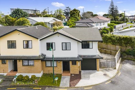 Photo of property in 1/2 Arawa Street, New Lynn, Auckland, 0600