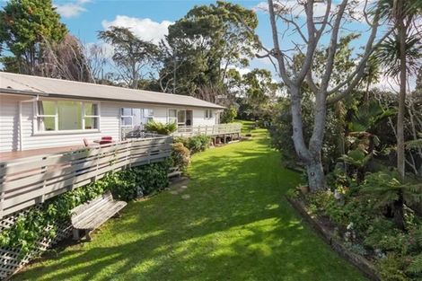 Photo of property in 22 Andrew Road, Howick, Auckland, 2010