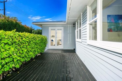 Photo of property in 51 Sycamore Drive, Sunnynook, Auckland, 0620