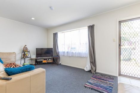 Photo of property in 2/31 Bowater Place, Manurewa, Auckland, 2102