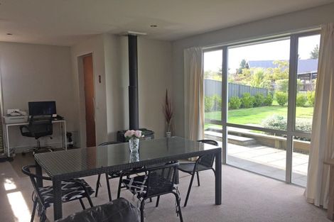 Photo of property in 9 Marbleleaf Lane, Albert Town, Wanaka, 9305