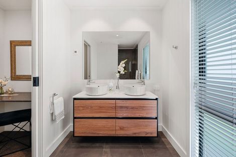 Photo of property in 32 The Fairways, Kinloch, Taupo, 3377