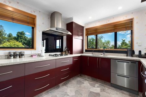 Photo of property in 74 Kinmont Crescent, Kinmont Park, Mosgiel, 9024