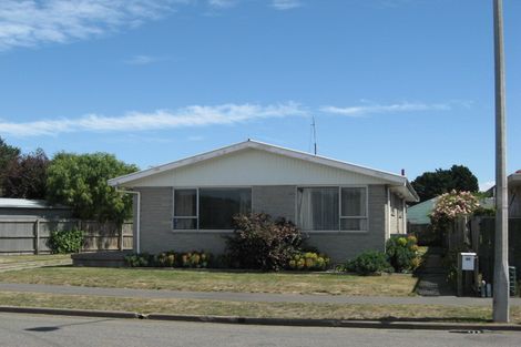 Photo of property in 44 Ruru Road, Bromley, Christchurch, 8062