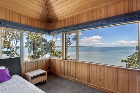 Photo of property in 37 Hawke Crescent, Beachlands, Auckland, 2018