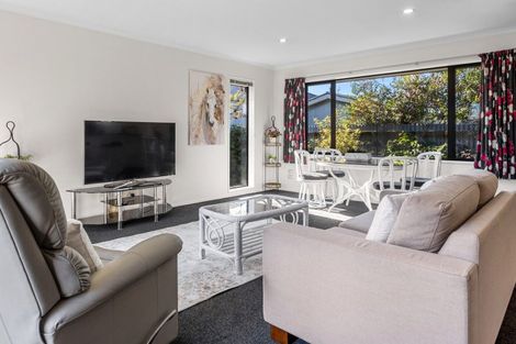 Photo of property in 98a Percival Street, Rangiora, 7400