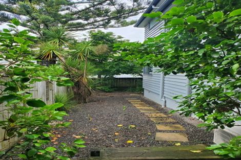 Photo of property in 2/26 Harley Road, Hauraki, Auckland, 0622