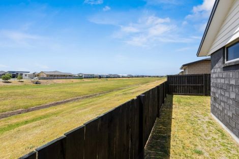 Photo of property in 30 Batty Street, Papamoa Beach, Papamoa, 3118