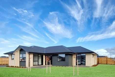 Photo of property in 35 Chambers Avenue, Woodend, 7691