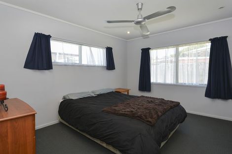 Photo of property in 8a Windsor Road, Bellevue, Tauranga, 3110