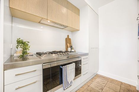 Photo of property in 6 Little Compton Mews, Snells Beach, 0920