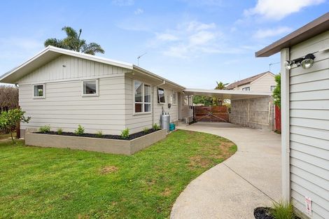 Photo of property in 11 Michael Avenue, Dinsdale, Hamilton, 3204