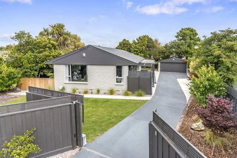 Photo of property in 131 Wainoni Road, Avondale, Christchurch, 8061