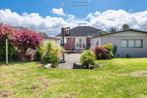 Photo of property in 9 Paton Avenue, Te Atatu South, Auckland, 0610