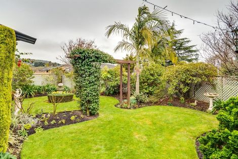 Photo of property in 1 Sloane Place, Taradale, Napier, 4112