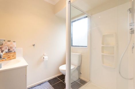 Photo of property in 7 Lourie Way, Fitzherbert, Palmerston North, 4410