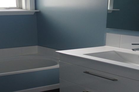 Photo of property in 108 Wairakei Road, Bryndwr, Christchurch, 8052