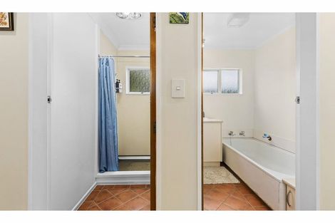 Photo of property in 99 Helston Road, Paparangi, Wellington, 6037