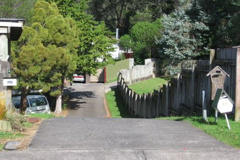 Photo of property in 28 Hydra Place, Glen Eden, Auckland, 0602