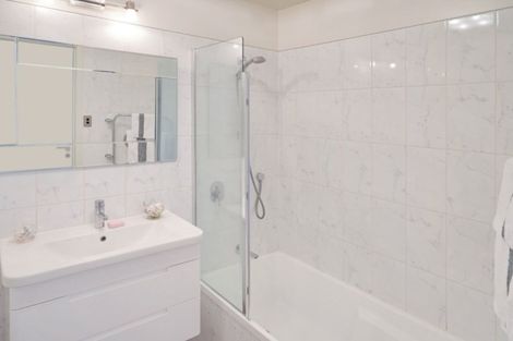 Photo of property in 1/8 Hutcheson Street, Sydenham, Christchurch, 8023