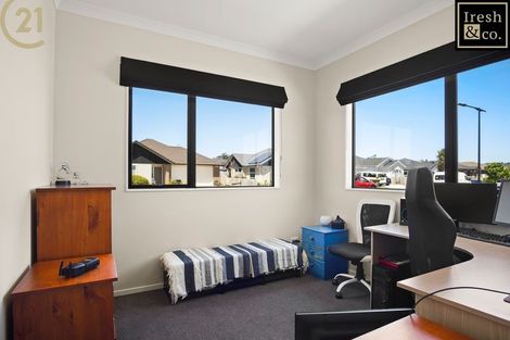 Photo of property in 14 Wellfield Drive, Papakura, 2110