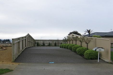 Photo of property in 22 Daniel Place, Kelvin Grove, Palmerston North, 4414