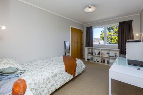 Photo of property in 43 Burns Grove, Trentham, Upper Hutt, 5018