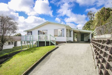Photo of property in 3 Malmo Place, Massey, Auckland, 0614