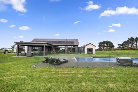 Photo of property in 404 Waiau Pa Road, Waiau Pa, Pukekohe, 2679